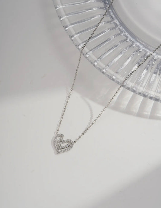 Collier cœur raffiné