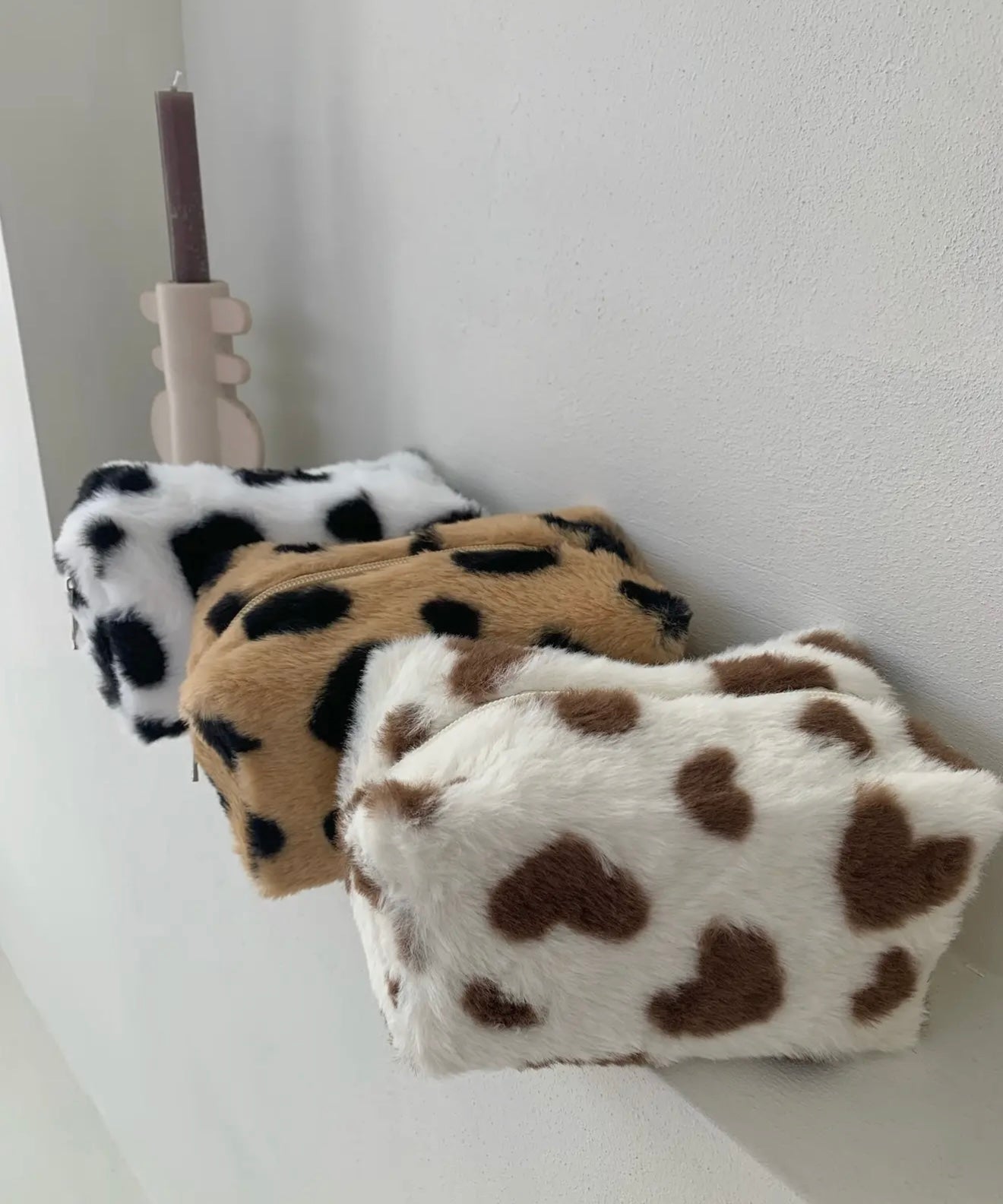 Trousse fourrure - motif cœur